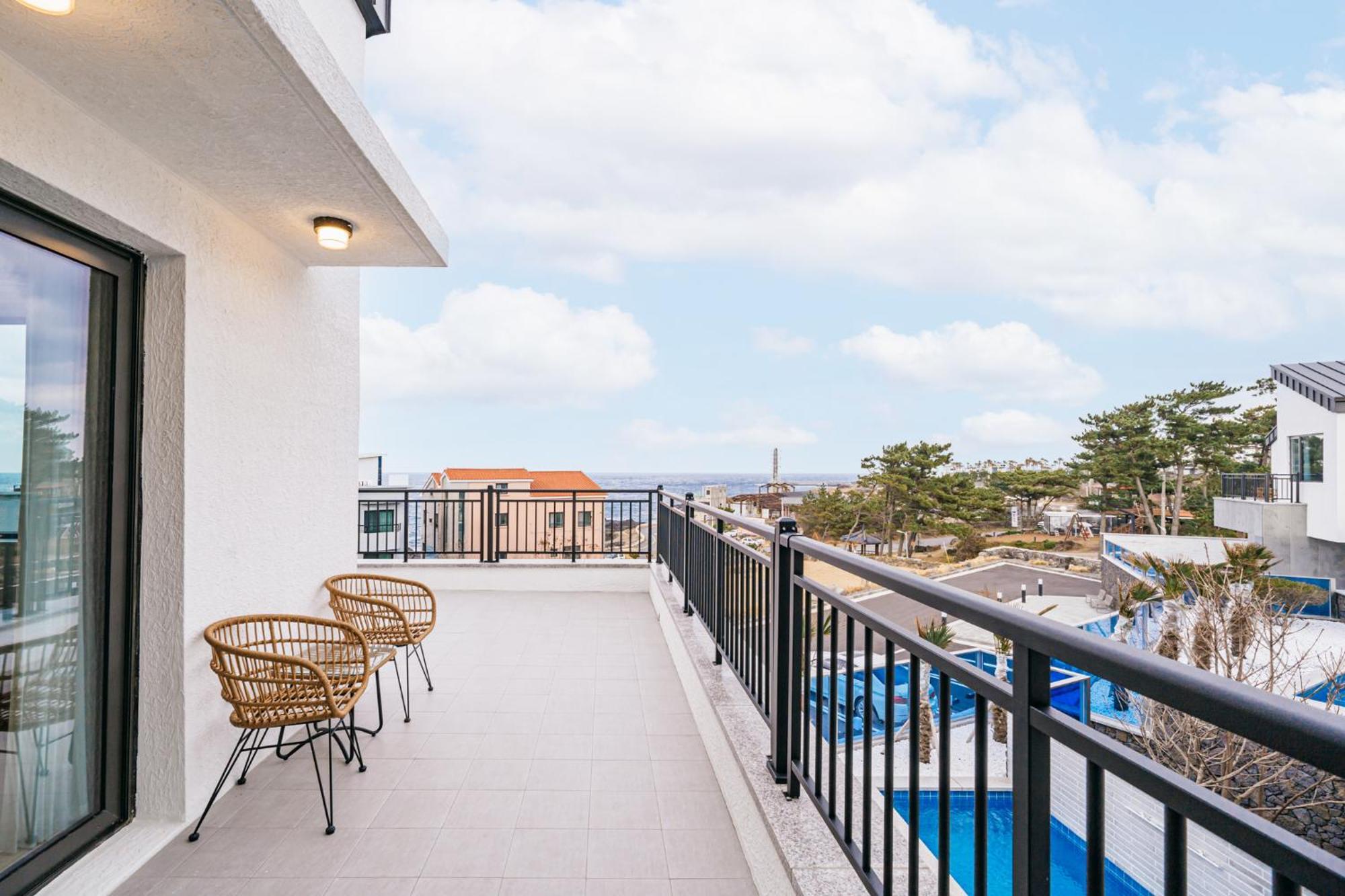Ddosi Aewol Pool Villa Чечжу Екстер'єр фото