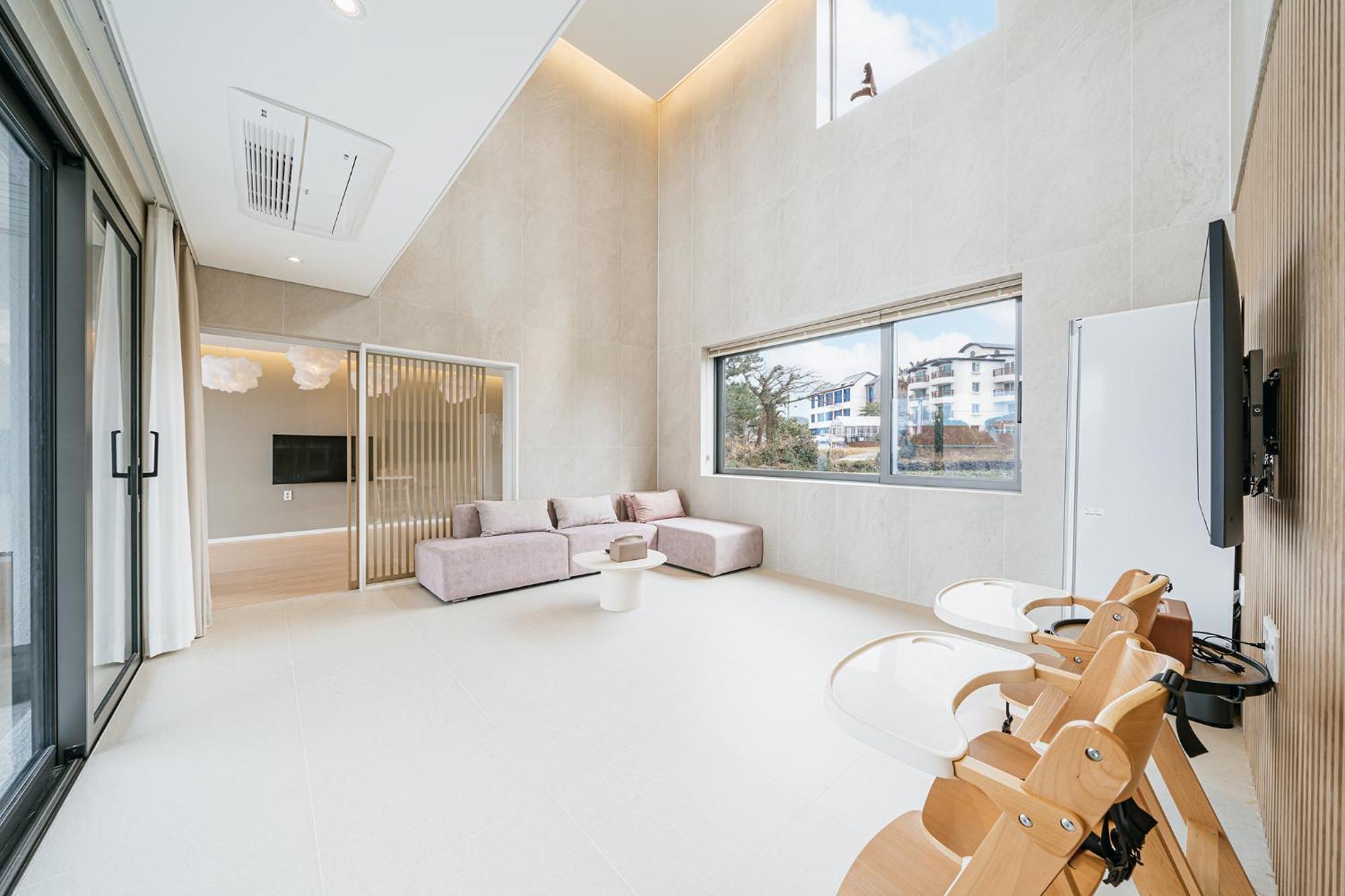 Ddosi Aewol Pool Villa Чечжу Екстер'єр фото